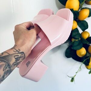 Wild Fable chunky pink sandal heels